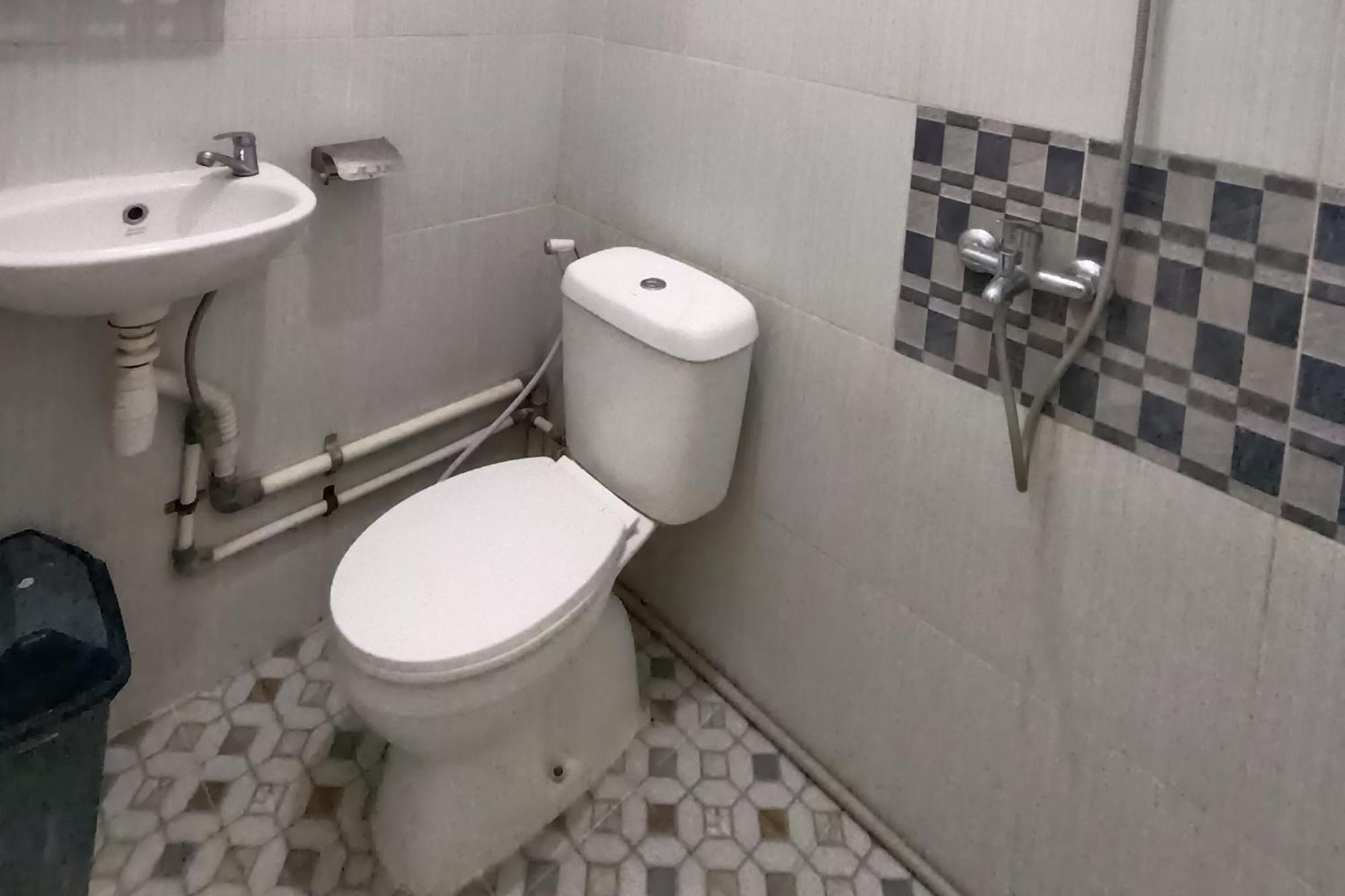 Oyo 92207 Hotel Koperasi バンダ・アチェ エクステリア 写真