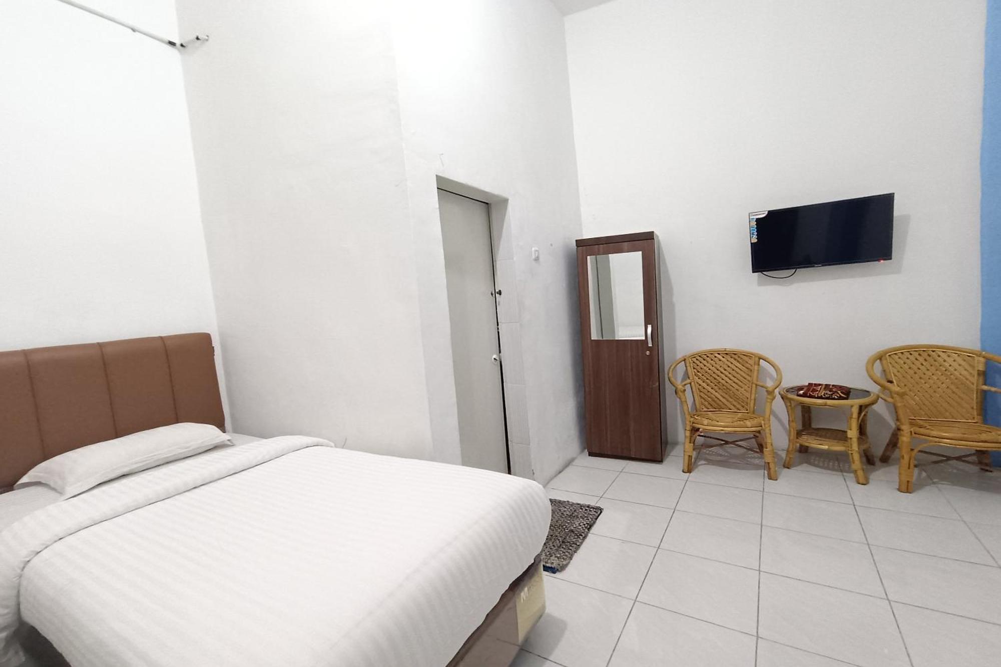 Oyo 92207 Hotel Koperasi バンダ・アチェ エクステリア 写真