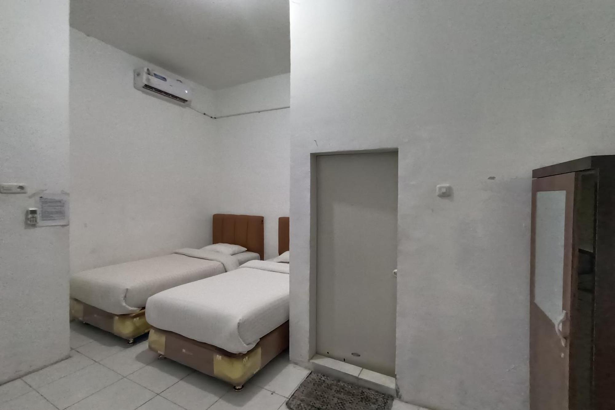 Oyo 92207 Hotel Koperasi バンダ・アチェ エクステリア 写真